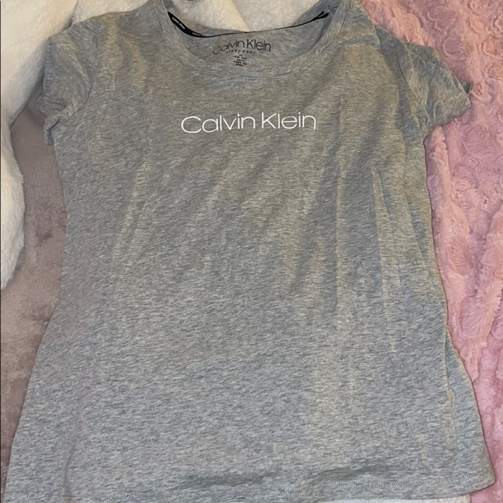 Calvin Klein grey top